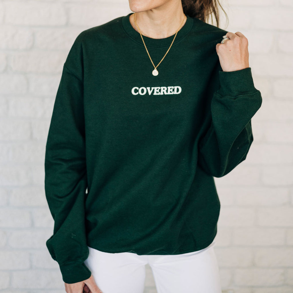 "Covered" Sweatshirt in Forest Green