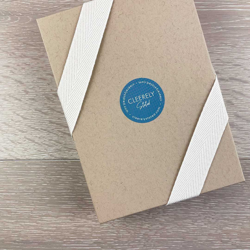 【カントク】クリスタルグラフィー・AQUA CHAPEL Aqua Glass Cross Occasion Gift Box – Cleerely Stated